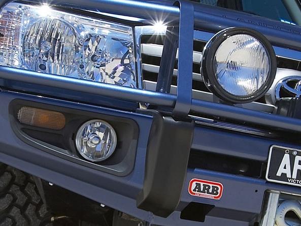 Передний бампер ARB Deluxe 3413090 для Toyota Land Cruiser 100 2002-2007