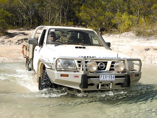 Передний бампер ARB Deluxe 3417100 для Nissan Patrol GU Y61 1997-2004