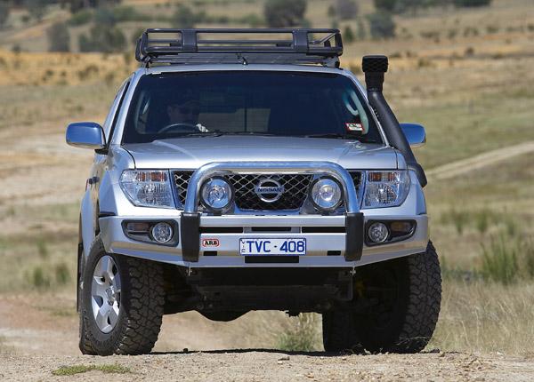 Передний бампер ARB Sahara для Nissan Navara D40 2005-