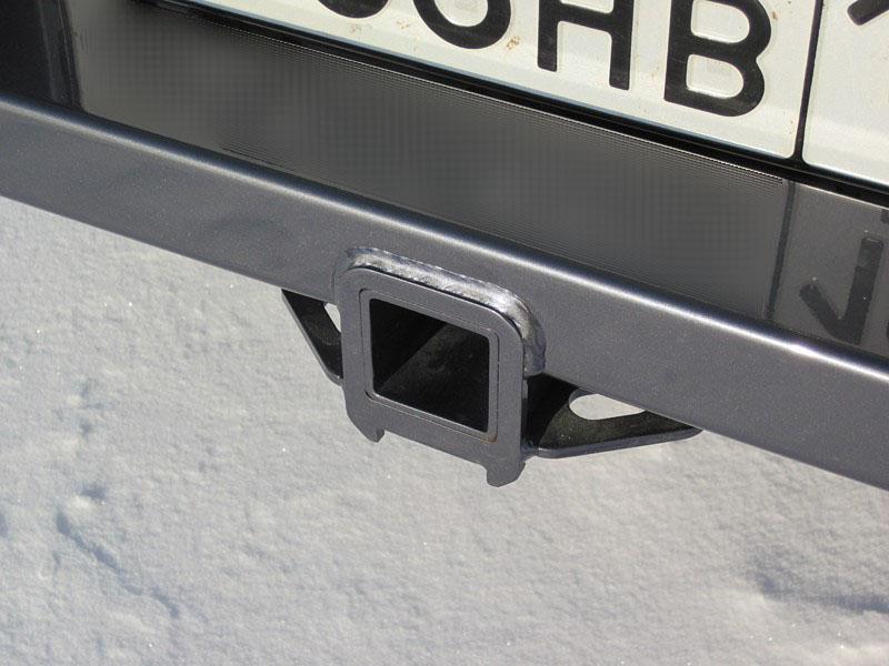 Бампер задний Toyota Hilux 2005-2014 (без фар и отверстий под фары)