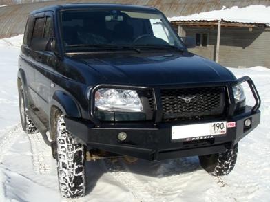Силовой передний бампер РИФ для УАЗ Pickup (Патриот Пикап) с доп фарами