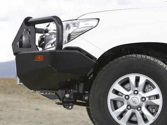 Передний силовой бампер ARB Commercial 3415100 для Toyota Land Cruiser 200 2007-2012
