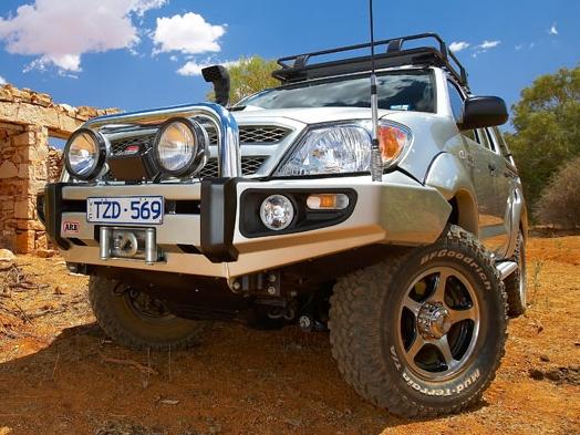 Передний бампер ARB Sahara 3914110 для Toyota Hilux Vigo 2005-2011