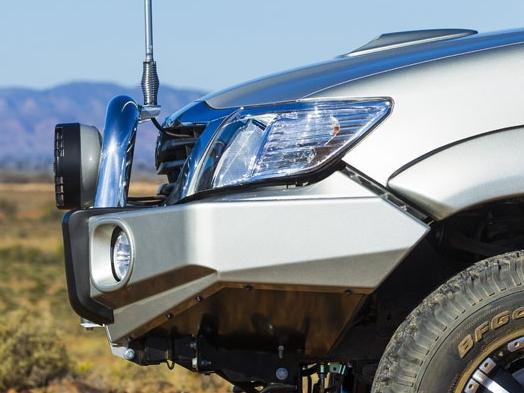 Передний бампер ARB Sahara 3914450 для Toyota Hilux Vigo c 2011