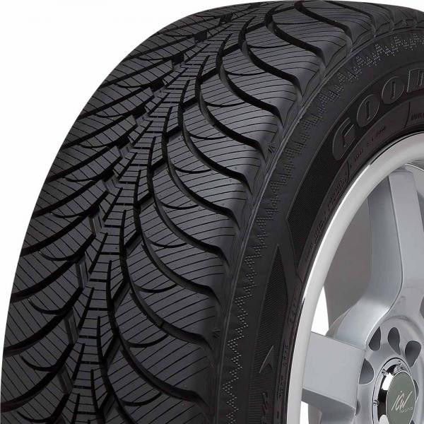 Шина Goodyear 215/65R17 99S UG ICE WRT